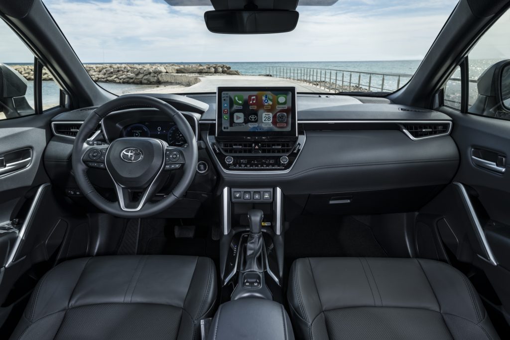 Toyota оголошує про початок прийому попередніх замовлень на нову Corolla Cross